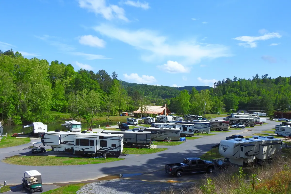 Valley River RV Resort property